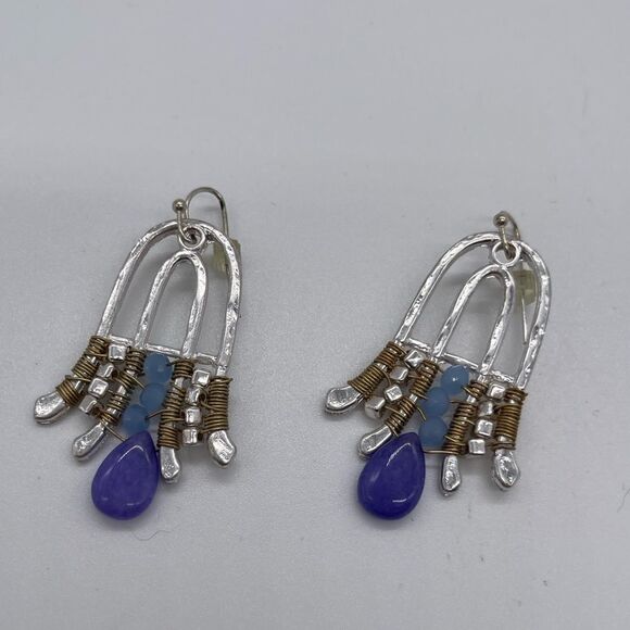 Chandelier Earrings with Purple Stone on silver-tone - Picture 2 of 3